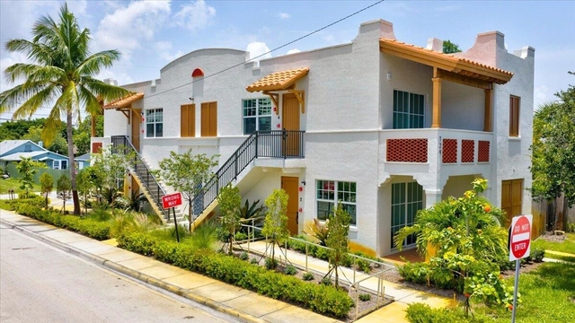 129 S K Street - Photo 1