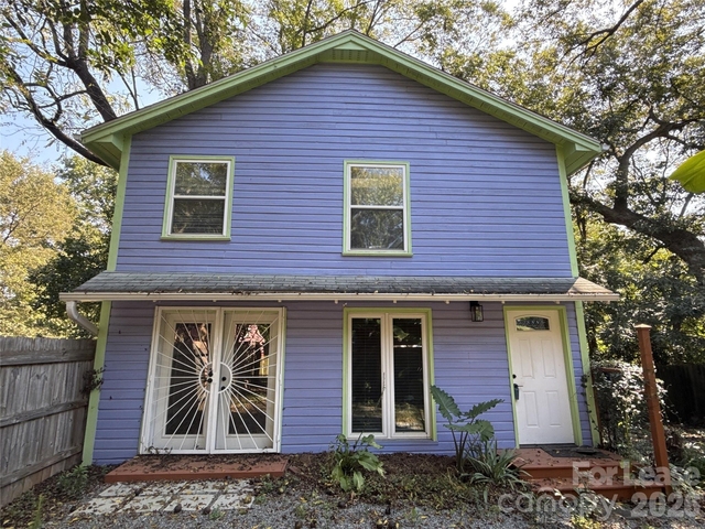 213 S Summit Avenue - Photo 1