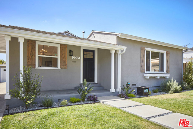 2904 W 81st Street - Photo 1