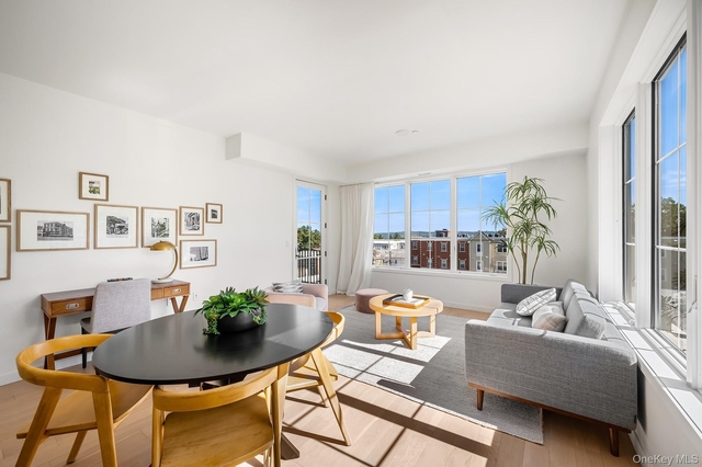 7 S Highland Avenue - Photo 1