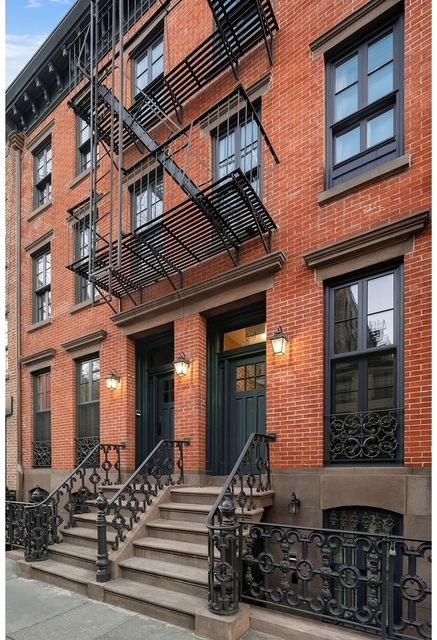 158 W 10th Street - Photo 1