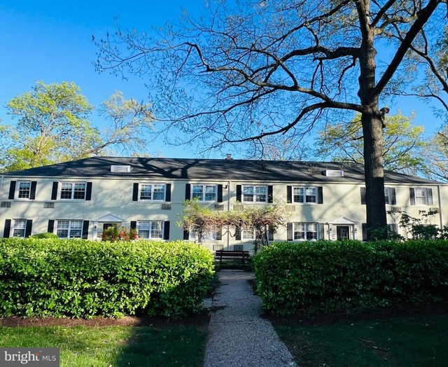 4316 N Pershing Drive - Photo 1