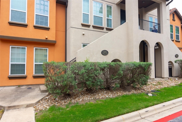 12205 Terraza Cir - Photo 1