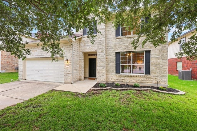 2306 Caprock Pl - Photo 1