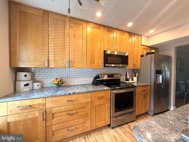 14643 Keeneland Circle - Photo 1