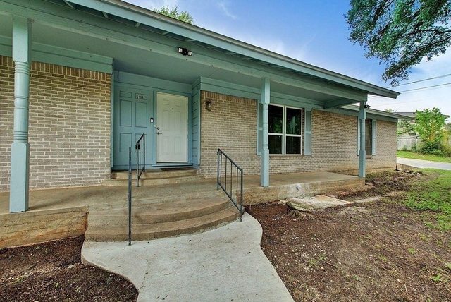 6108 Cherrylawn Cir - Photo 1