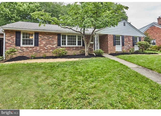 506 Foulkstone Road - Photo 1