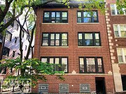 709 W Barry Avenue - Photo 1