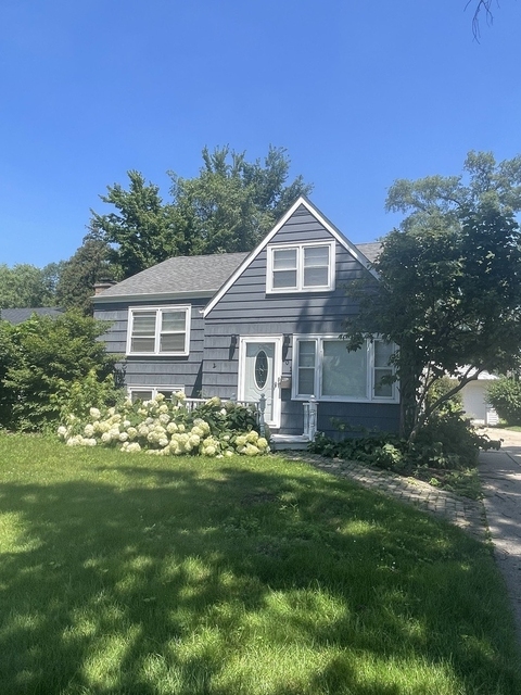 801 S Fairfield Avenue - Photo 1