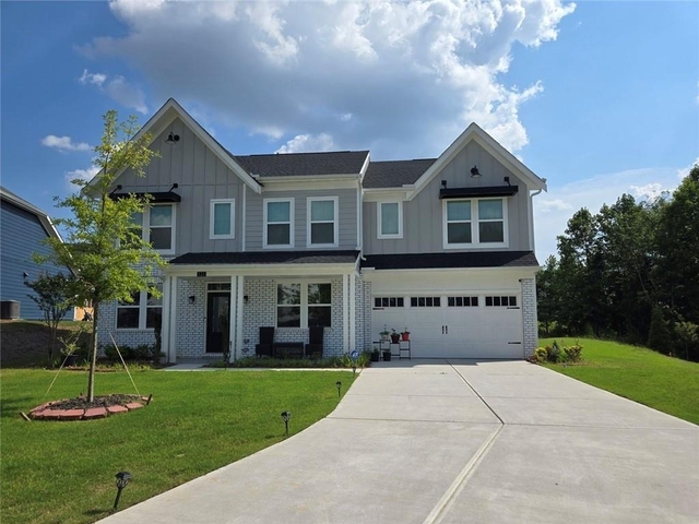 121 Linden Court - Photo 1