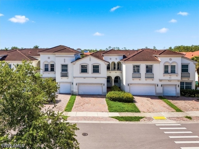 7070 Venice Way - Photo 1