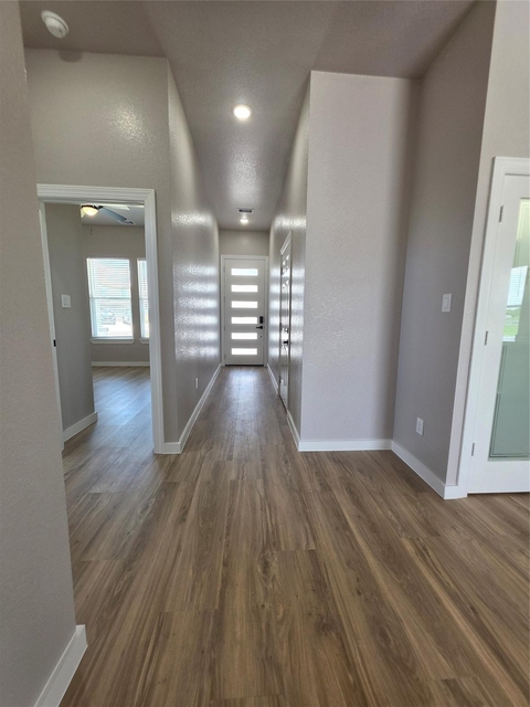 727 Road 5714 - Photo 1