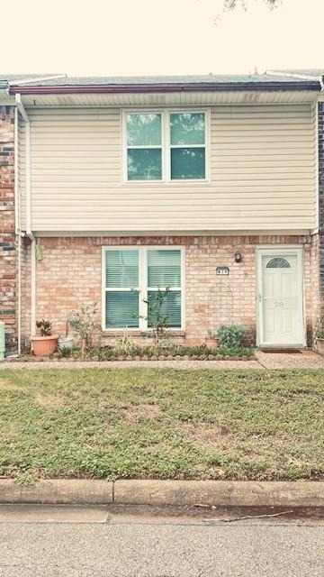 1831 Sherwood Forest Street - Photo 1
