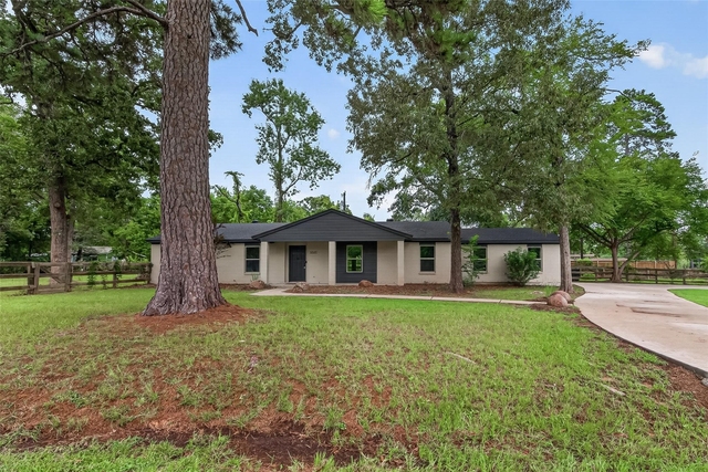 19563 Loafers Lane - Photo 1