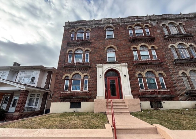 222 S 15th Street - Photo 1
