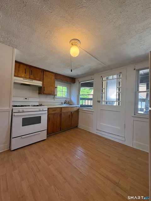51 Griswold Street - Photo 1