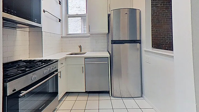 214 East 85th Street - Photo 1