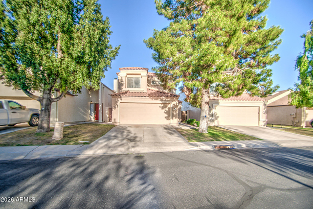 3440 E Southern Avenue - Photo 1