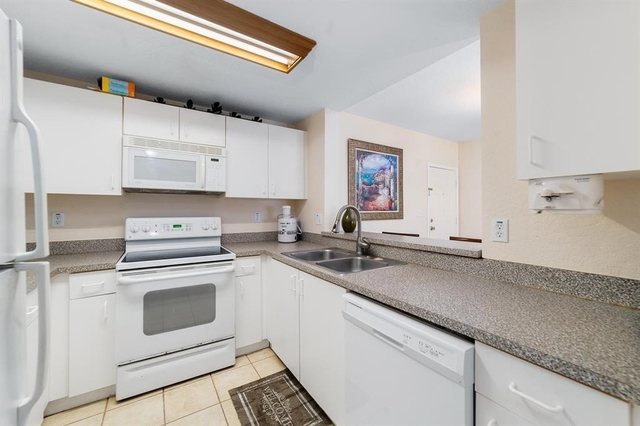 2901 Riverside Drive - Photo 1