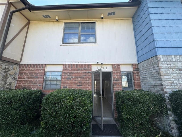 8199 Nw 23rd Street - Photo 1