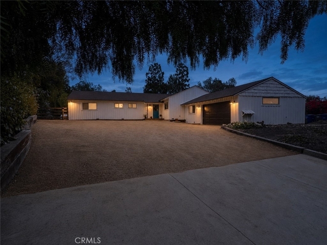 16 Cinnamon Lane - Photo 1