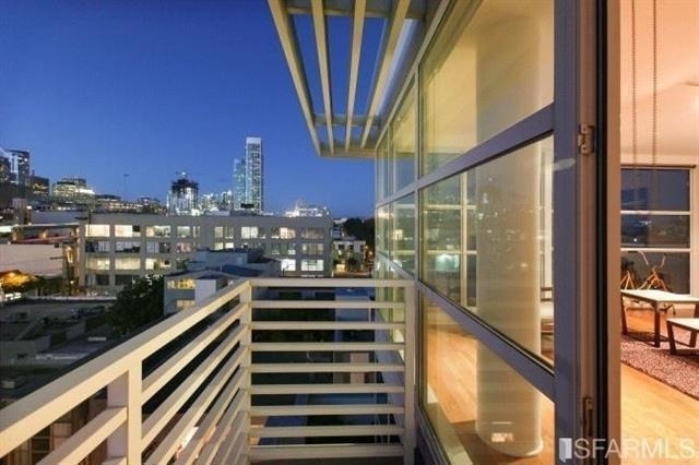 555 4th Street - Photo 1