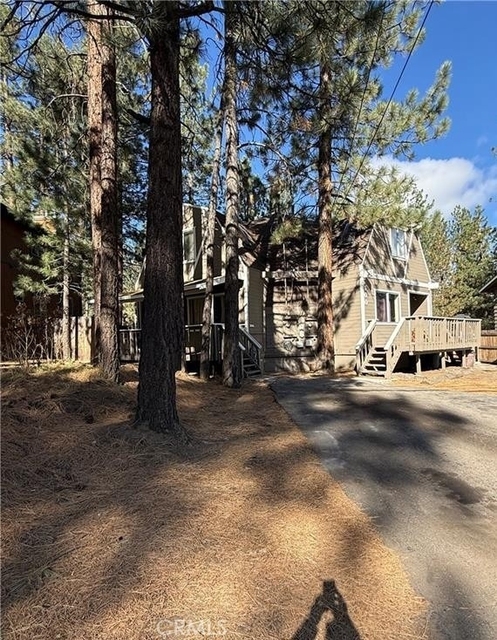 600 Summit Boulevard - Photo 1