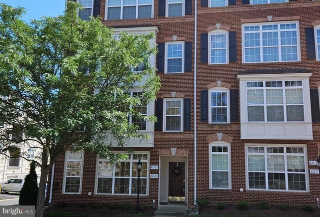 42683 Hollyhock Terrace - Photo 1