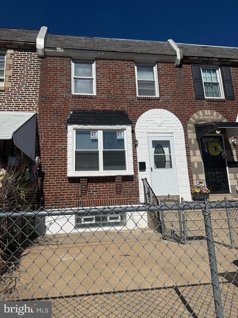4427 Vista Street - Photo 1