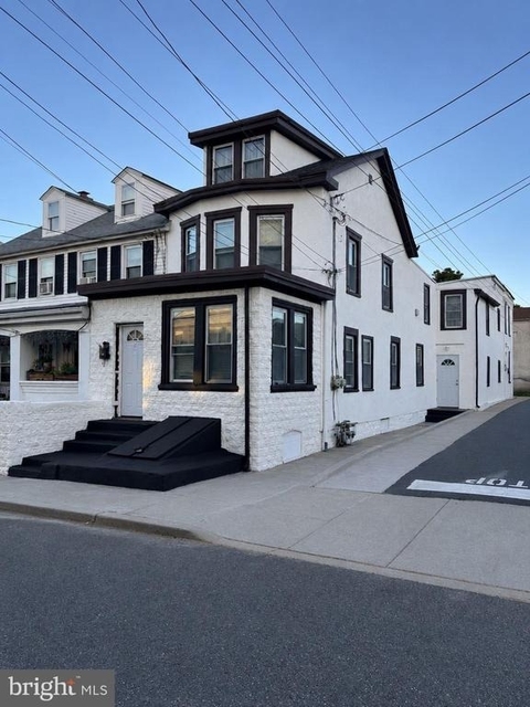 2 W 2nd Street - Photo 1