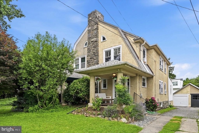 610 Woodcrest Avenue - Photo 1