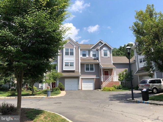 33 Ketley Place - Photo 1