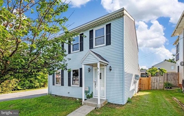 25 N Maple Avenue - Photo 1