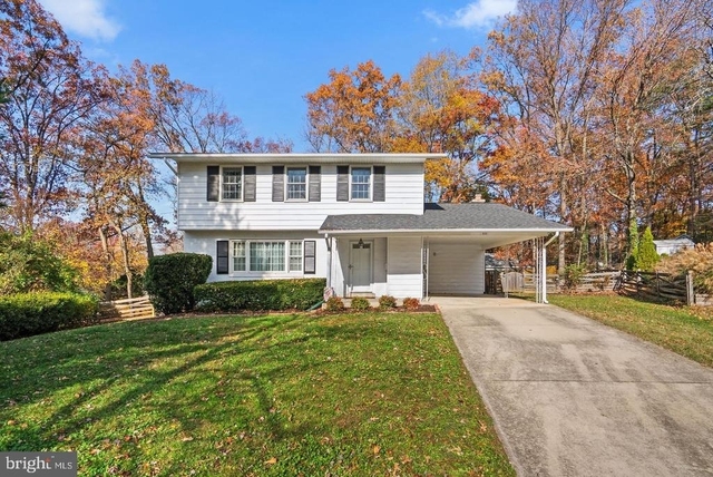 111 Tamarisk Court - Photo 1