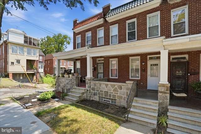 2605 Denison Street - Photo 1