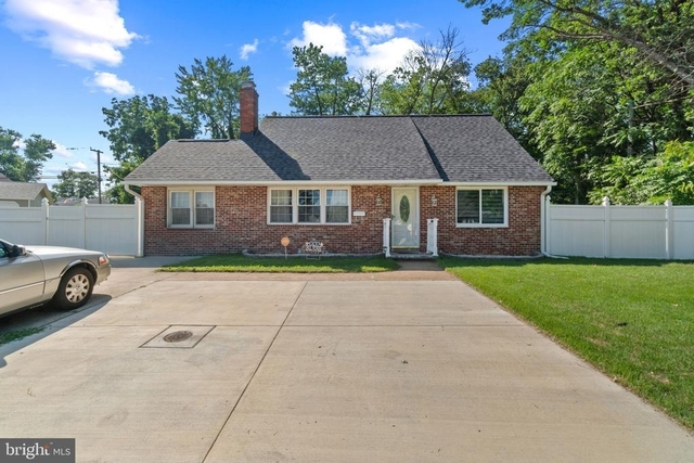 10 N Meadow Drive - Photo 1