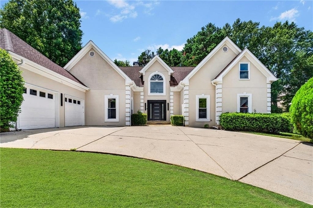475 Trammell Drive - Photo 1