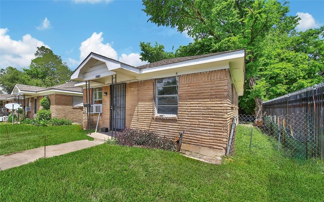 2315 Kabee Street - Photo 1