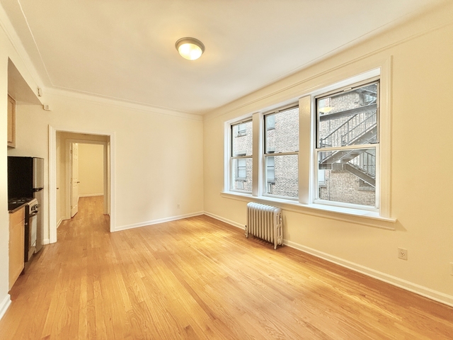 West 13th Street & 6th Avenue - Photo 1