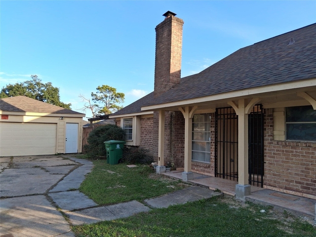 4315 Baneway Drive - Photo 1