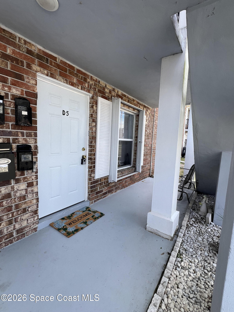 190 E Olmstead Drive - Photo 1