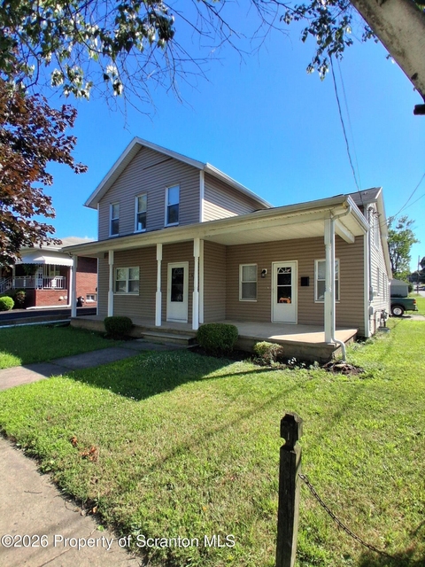 723 Exeter Avenue - Photo 1