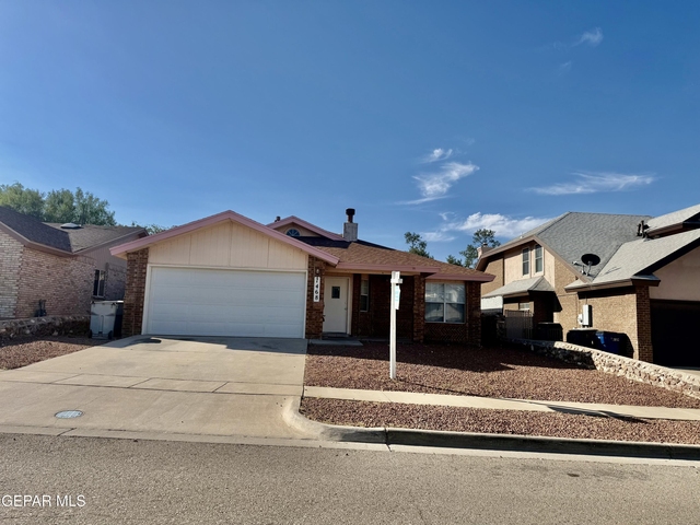 1468 Plaza Verde Drive - Photo 1
