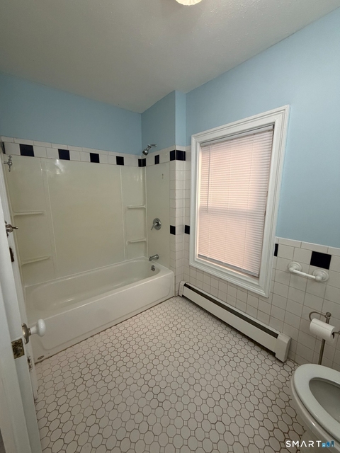 133 Sherman Avenue - Photo 1