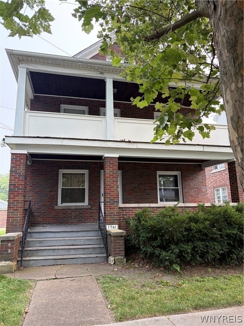 1761 Welch Avenue - Photo 1