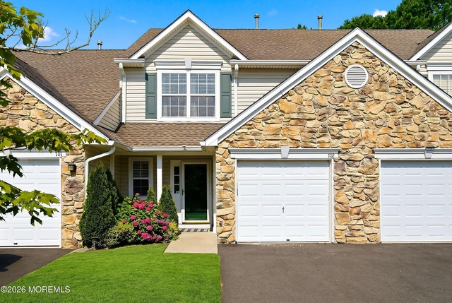 702 Carnation Drive - Photo 1