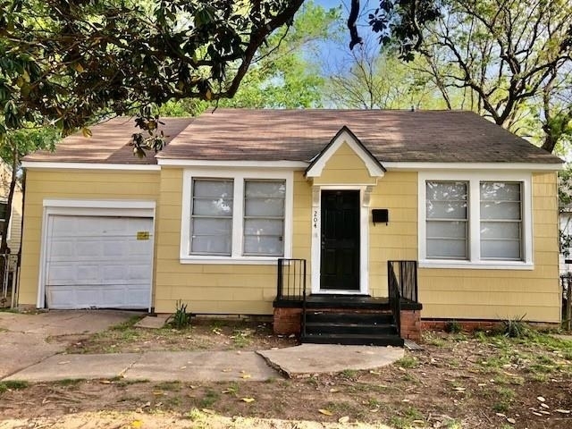 204 Boulevard Street - Photo 1
