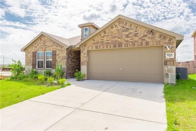 9215 Switchgrass Lane - Photo 1