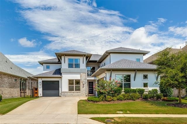 943 Marie Drive - Photo 1