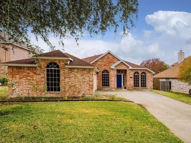 7710 Brookview Drive - Photo 1